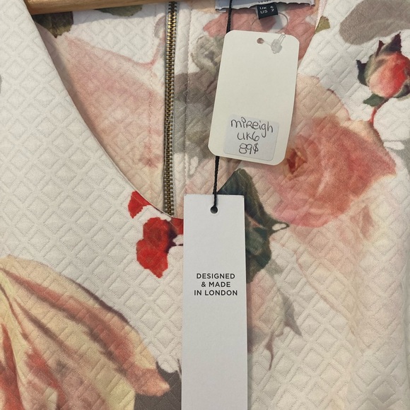 NWT quilted floral dress by Closet London - Picture 3 of 4